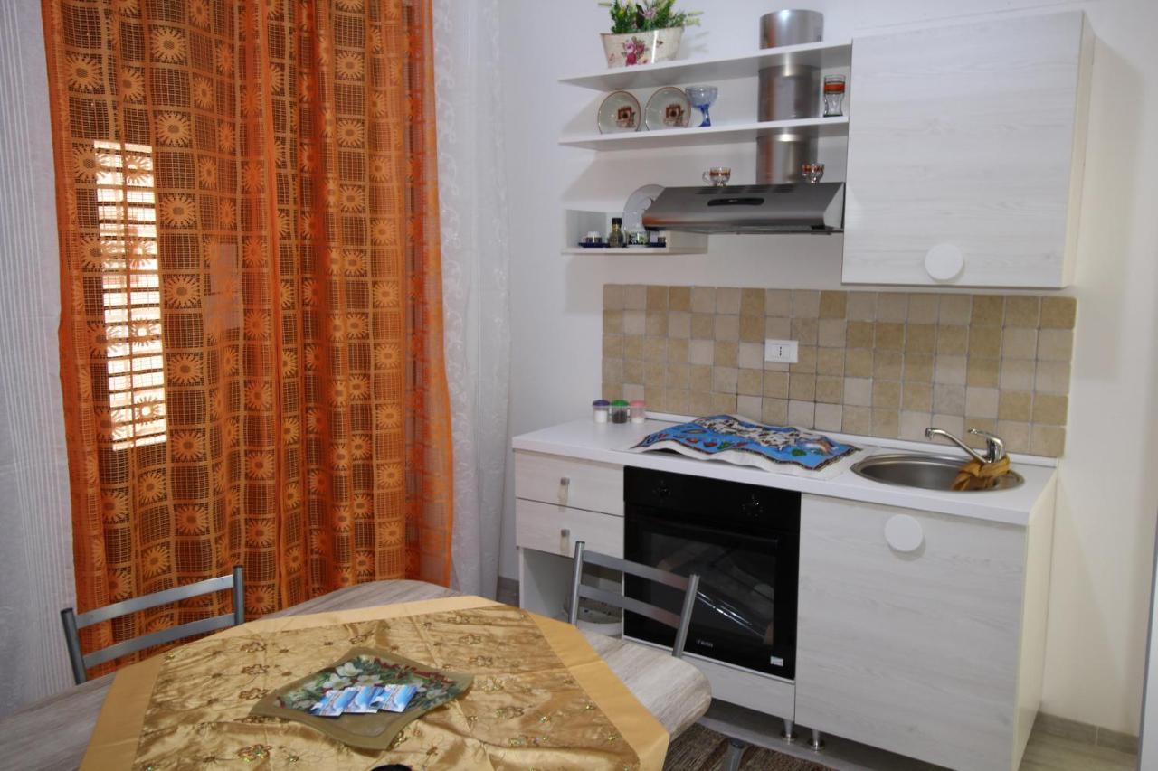 Roberto Guest House Castellammare del Golfo Buitenkant foto